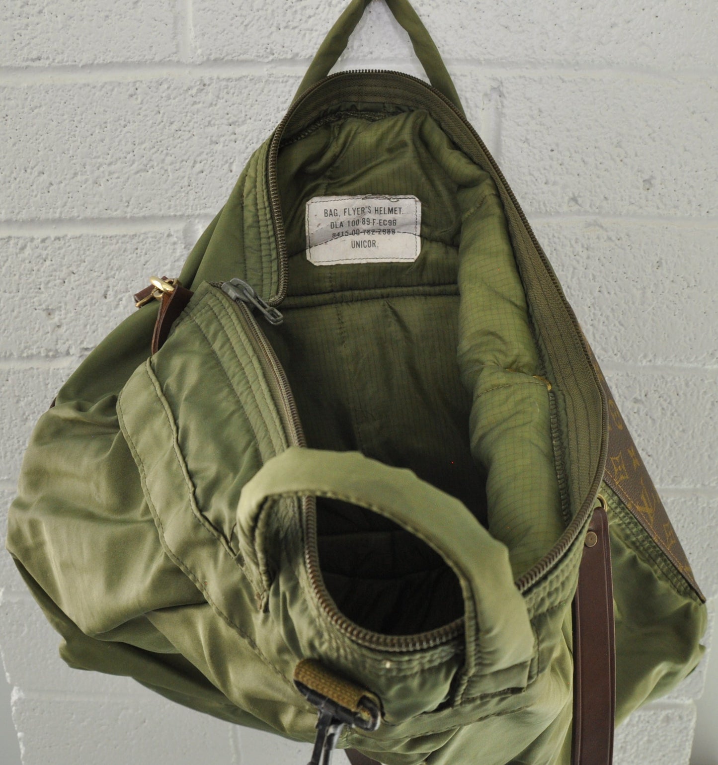 VINTAGE BAG FLYERS HELMET BAG LV X GUNS N ROSES