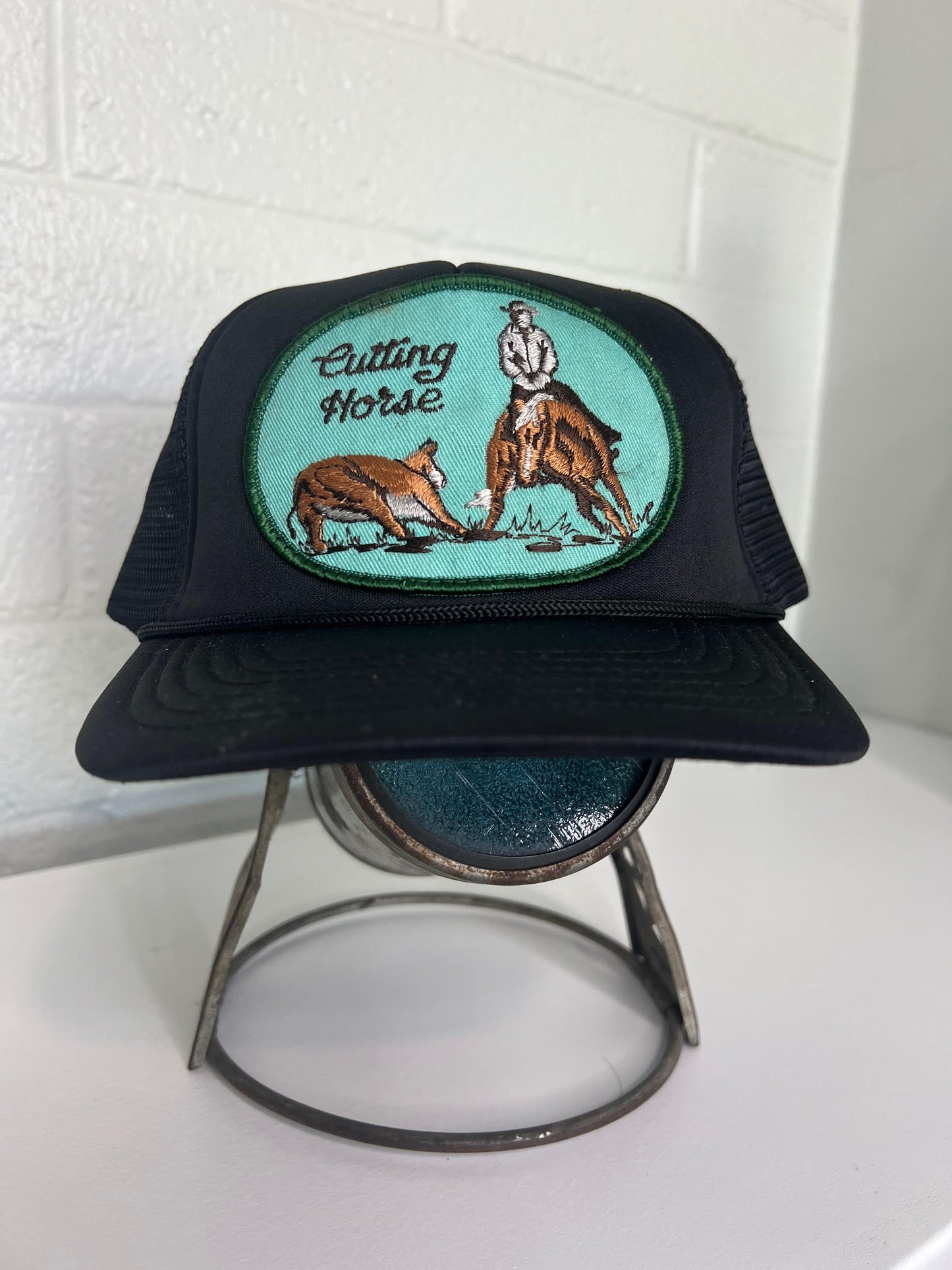 CUTTING HORSE TRUCKER