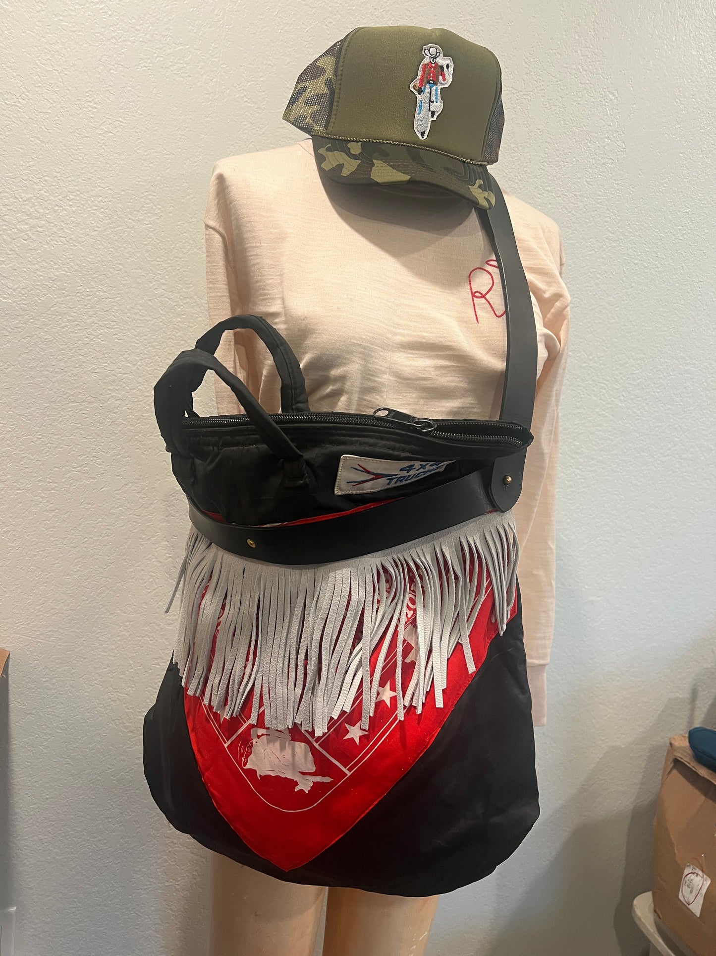 Vintage Flyers helmet bag x Gilleys