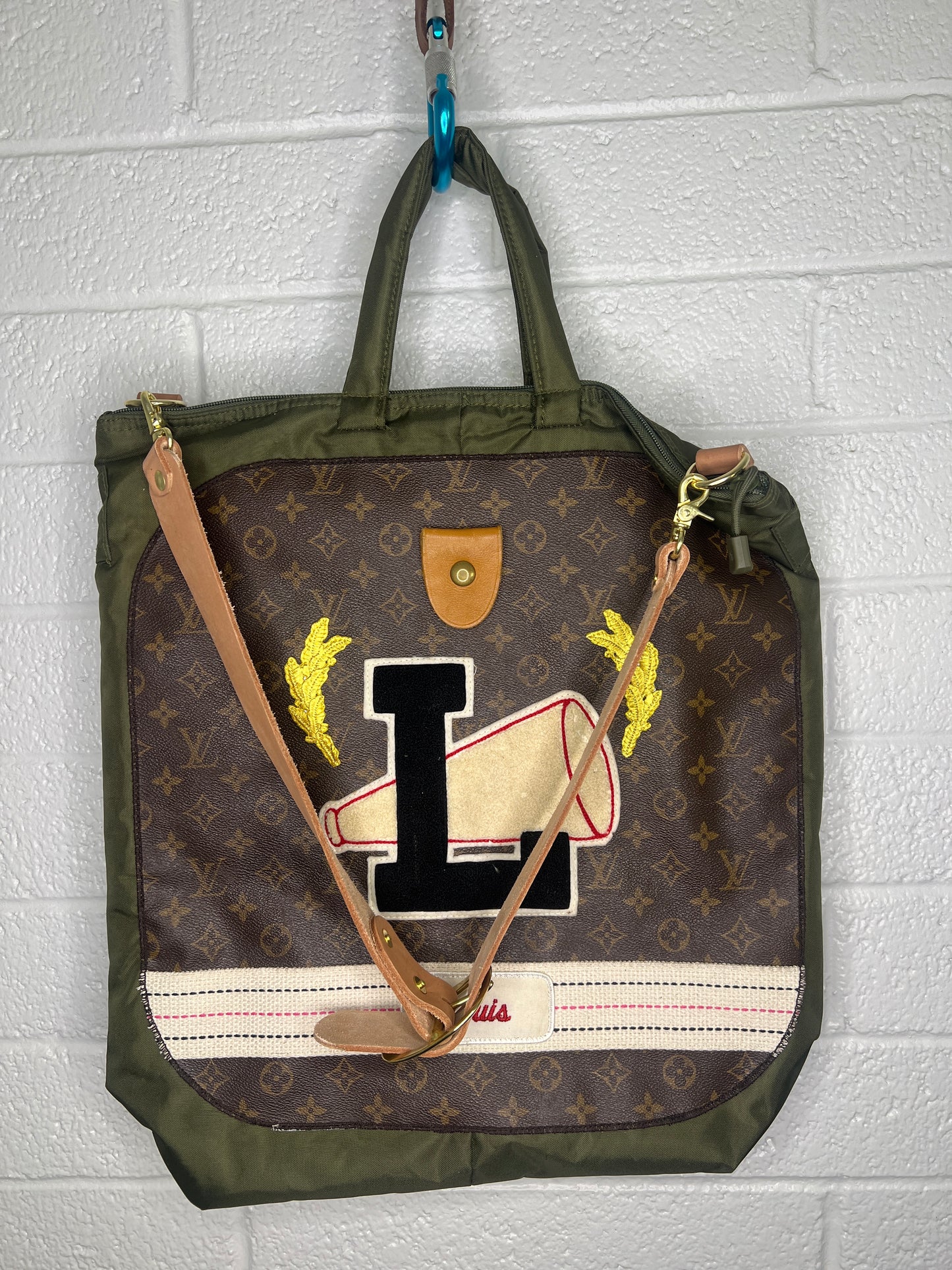 varsity Louie ♥️