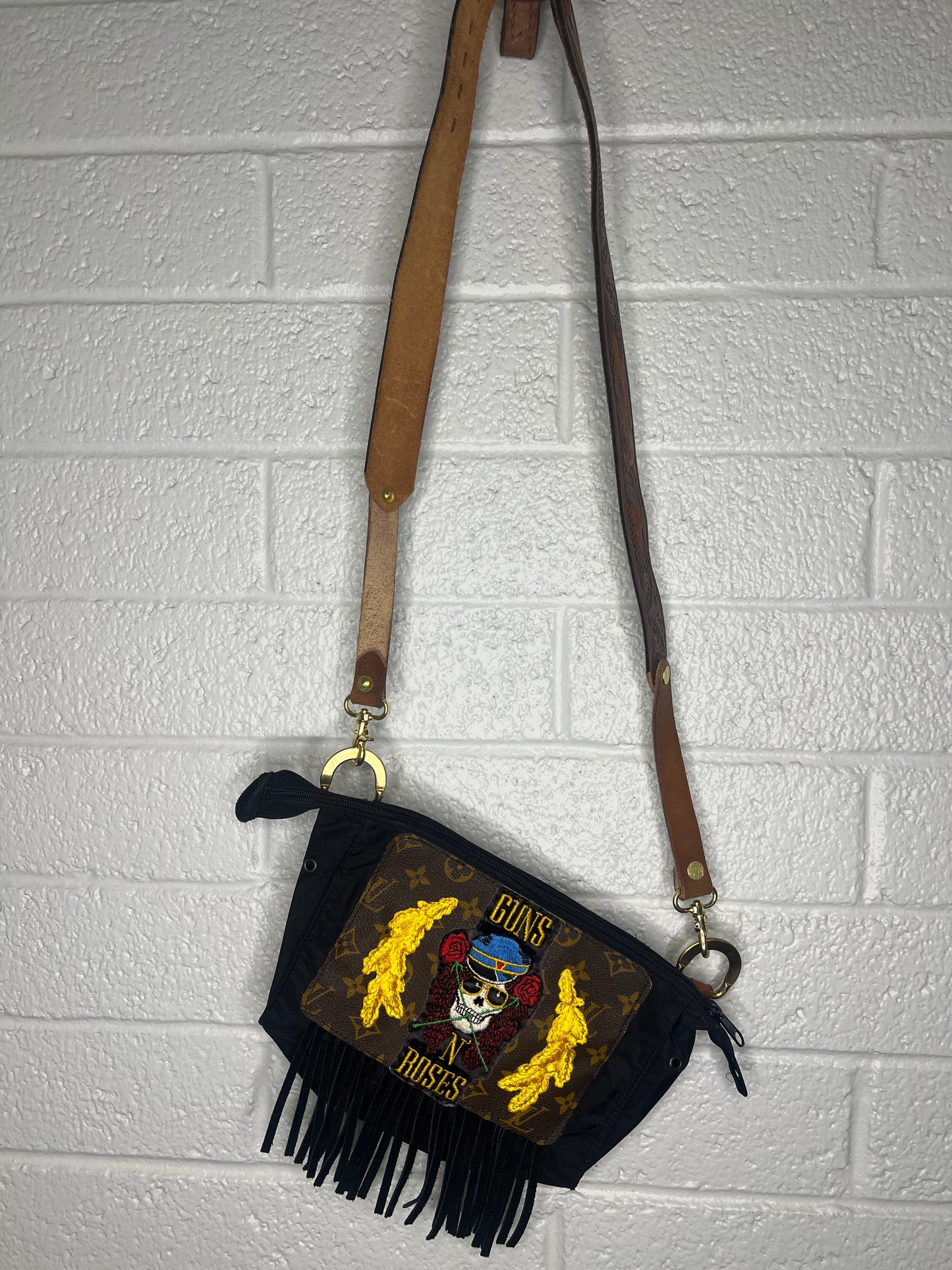Guns n Roses x LV crossbody
