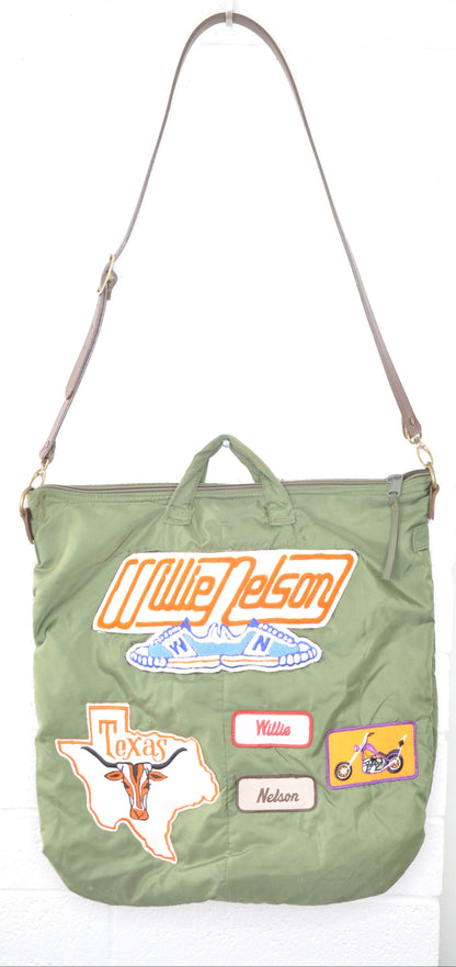 VINTAGE WILLIE NELSON TOUR PATCH FLYERS BAG