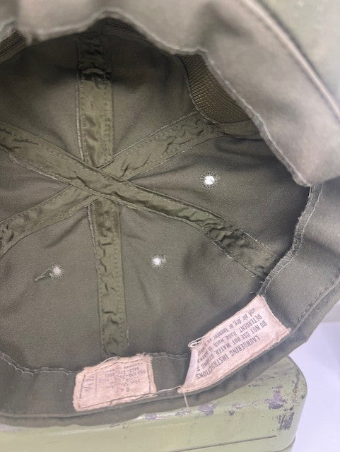 VINTAGE ARMY CAP WITH VINTAGE KISS PATCH