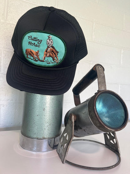 CUTTING HORSE TRUCKER